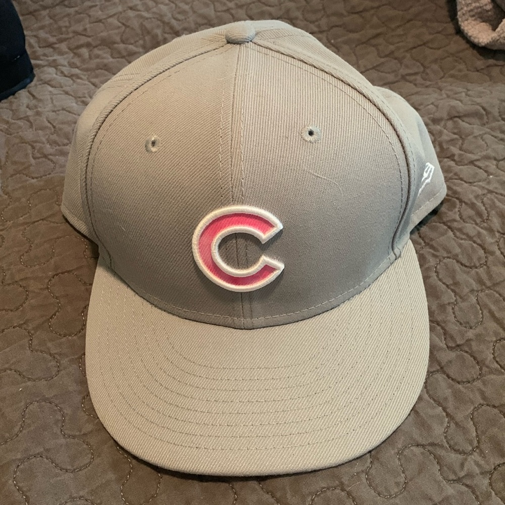 Cubs hat. Size 7.5